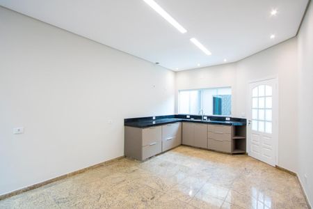 Casa à venda com 244m², 3 quartos e 5 vagas Casa à venda com 244m², 3 quartos e 5 vagasCozinha