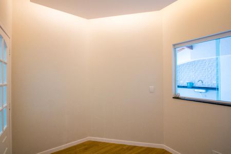 Casa à venda com 244m², 3 quartos e 5 vagas Casa à venda com 244m², 3 quartos e 5 vagasEscritório