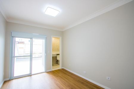 Casa à venda com 244m², 3 quartos e 5 vagas Casa à venda com 244m², 3 quartos e 5 vagasQuarto 3 - Suíte