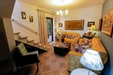 Sala de casa para alugar com 3 quartos, 105m² em Parque Reboucas, São Paulo