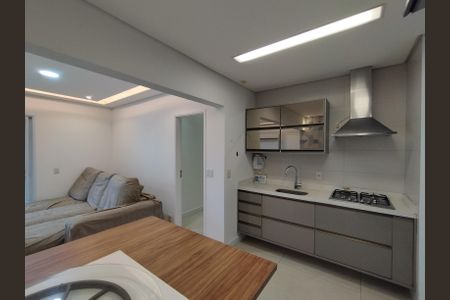 Apartamento para alugar com 98m², 3 quartos e 2 vagas Apartamento para alugar com 98m², 3 quartos e 2 vagasCozinha - Armários