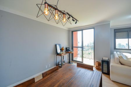 Sala de apartamento à venda com 2 quartos, 58m² em Usina Piratininga, São Paulo