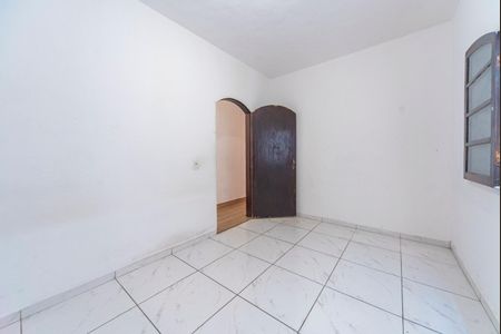 Quarto  de casa para alugar com 1 quarto, 50m² em Parque Gerassi, Santo André