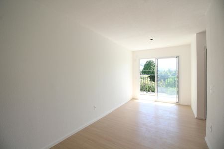 Sala de apartamento para alugar com 2 quartos, 48m² em Taquara, Rio de Janeiro