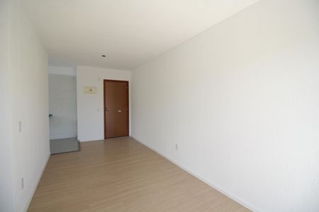 Sala de apartamento para alugar com 2 quartos, 48m² em Taquara, Rio de Janeiro