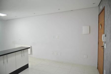 Sala de apartamento para alugar com 2 quartos, 59m² em Vila Camilópolis, Santo André