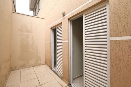 Apartamento para alugar com 37m², 2 quartos e 1 vagaVaranda do Quarto 2