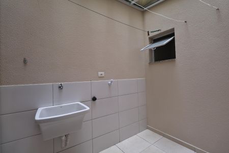 Apartamento para alugar com 37m², 2 quartos e 1 vagaÁrea de Serviço