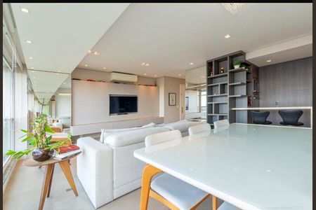 Sala de apartamento para alugar com 3 quartos, 105m² em Passo d’Areia, Porto Alegre