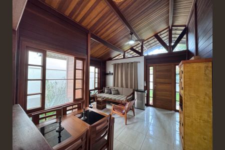 Sala de casa de condomínio à venda com 2 quartos, 100m² em Vargem Grande, Rio de Janeiro