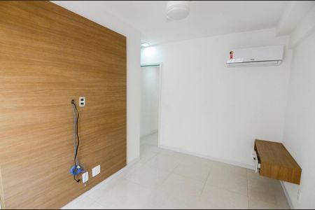 Quarto de apartamento à venda com 1 quarto, 50m² em Vila Isabel, Rio de Janeiro