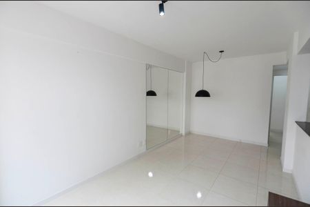 Sala de apartamento à venda com 1 quarto, 50m² em Vila Isabel, Rio de Janeiro