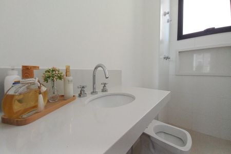 Banheiro de apartamento para alugar com 2 quartos, 77m² em Swiss Park, Campinas