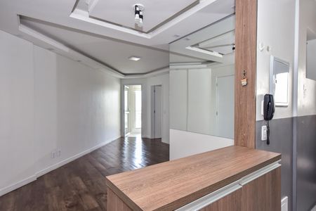 Sala de apartamento à venda com 2 quartos, 50m² em Jardim Monte Alegre, Taboão da Serra