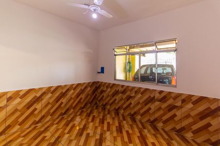 Quarto 1 de casa para alugar com 2 quartos, 80m² em Jardim Imperador (zona Leste), São Paulo
