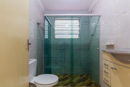 Banheiro de casa para alugar com 2 quartos, 80m² em Jardim Imperador (zona Leste), São Paulo