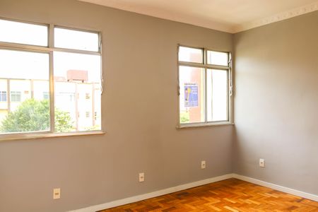 Sala de apartamento para alugar com 2 quartos, 45m² em Engenho da Rainha, Rio de Janeiro