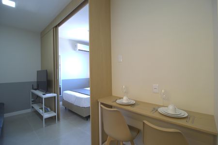 Cozinha de apartamento para alugar com 1 quarto, 34m² em Centro, Florianópolis