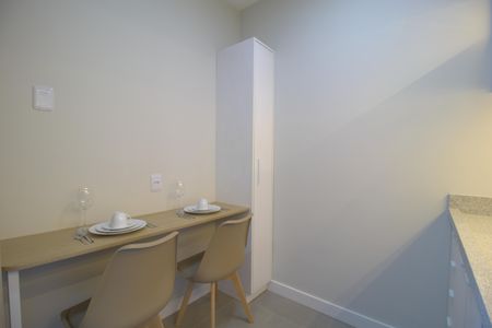 Cozinha de apartamento para alugar com 1 quarto, 34m² em Centro, Florianópolis