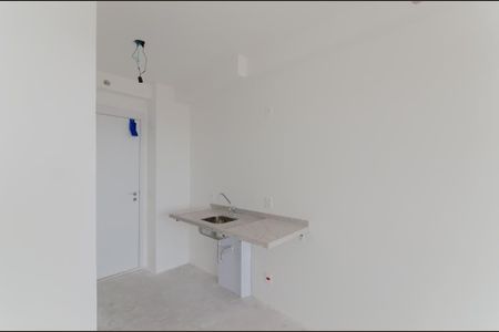 Cozinha de kitnet/studio para alugar com 1 quarto, 27m² em Sacoma, São Paulo
