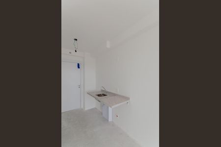 Cozinha de kitnet/studio para alugar com 1 quarto, 27m² em Sacoma, São Paulo