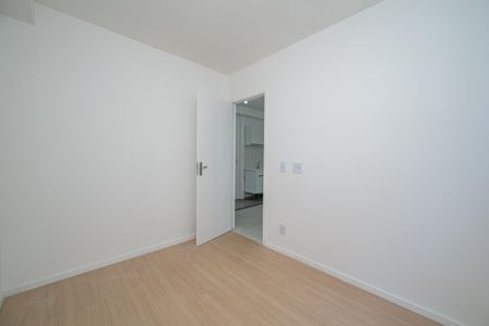 Quarto 1 de kitnet/studio para alugar com 2 quartos, 34m² em Jardim Oriental, São Paulo
