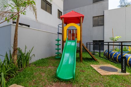 Apartamento para alugar com 34m², 2 quartos e sem vagaÁrea comum - Playground