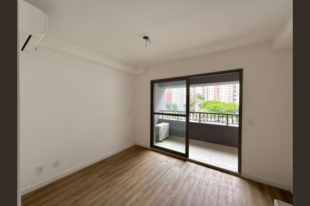 Quarto de kitnet/studio para alugar com 0 quarto, 29m² em Vila Santa Catarina, São Paulo