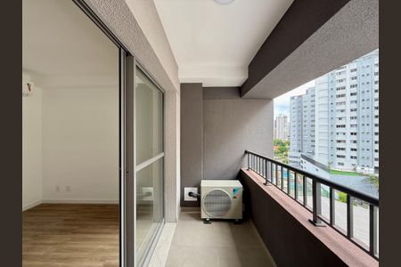 Sacada  de kitnet/studio para alugar com 0 quarto, 29m² em Vila Santa Catarina, São Paulo