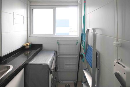 Apartamento para alugar com 65m², 2 quartos e 1 vagaÁrea de Serviço