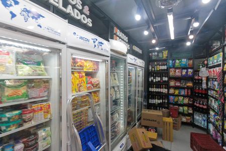 Apartamento para alugar com 65m², 2 quartos e 1 vagaMercado