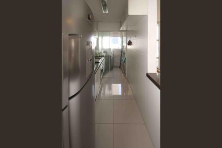 Apartamento para alugar com 65m², 2 quartos e 1 vagaCozinha