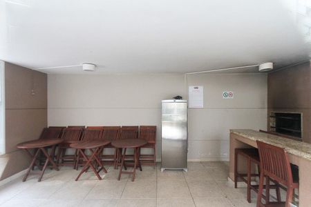 Apartamento para alugar com 65m², 2 quartos e 1 vagaÁrea comum - Churrasqueira