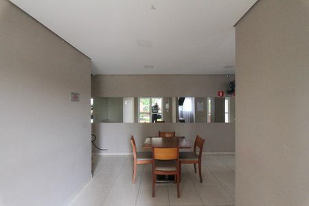 Apartamento para alugar com 65m², 2 quartos e 1 vagaÁrea comum - Salão de festas