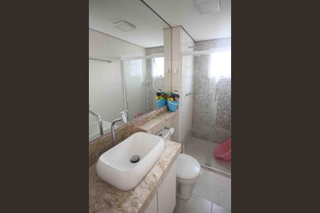 Apartamento para alugar com 65m², 2 quartos e 1 vagaBanheiro da Suite