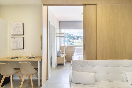 Apartamento para alugar com 34m², 1 quarto e sem vagaStudio