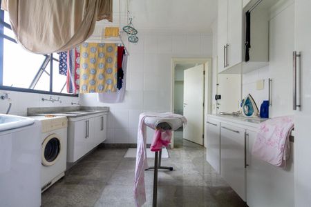 Apartamento para alugar com 547m², 4 quartos e 4 vagasÁrea de Serviço