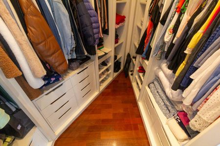 Apartamento para alugar com 547m², 4 quartos e 4 vagasCloset