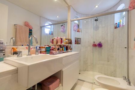 Apartamento para alugar com 547m², 4 quartos e 4 vagasBanheiro 3