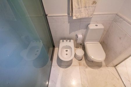 Apartamento para alugar com 547m², 4 quartos e 4 vagasBanheiro 2