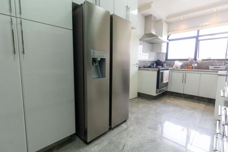 Apartamento para alugar com 547m², 4 quartos e 4 vagasCozinha