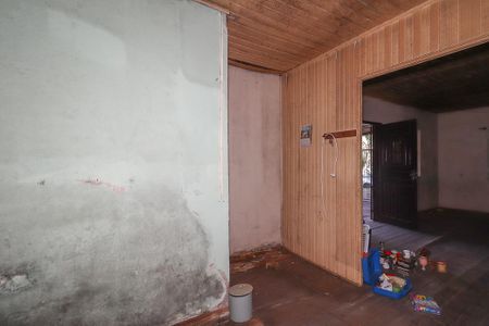 Quarto 2 de casa à venda com 3 quartos, 250m² em Sarandi, Porto Alegre