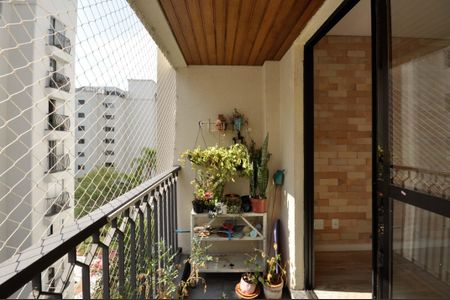 Varanda de apartamento para alugar com 2 quartos, 66m² em Lapa, São Paulo