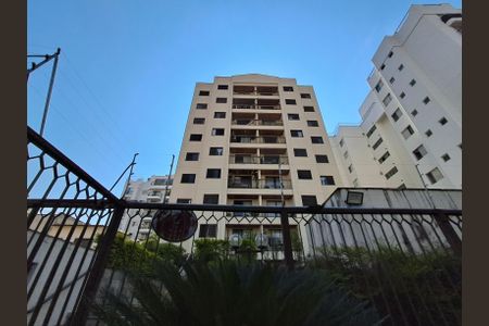 Apartamento para alugar com 66m², 2 quartos e 1 vagaFachada