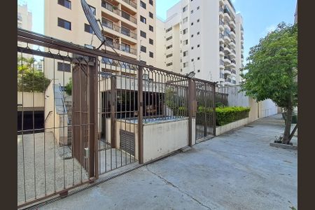 Apartamento para alugar com 66m², 2 quartos e 1 vagaFachada
