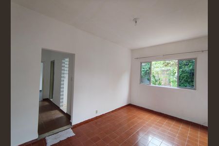 Sala de casa para alugar com 1 quarto, 50m² em Curicica, Rio de Janeiro