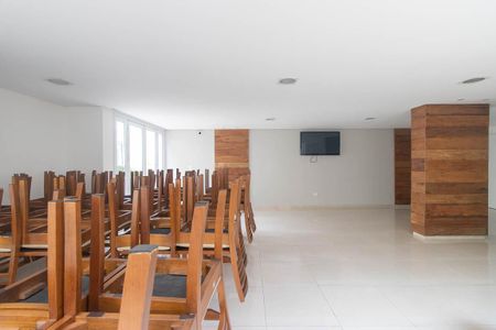 Apartamento para alugar com 78m², 2 quartos e 2 vagasÁrea comum - Salão de festas