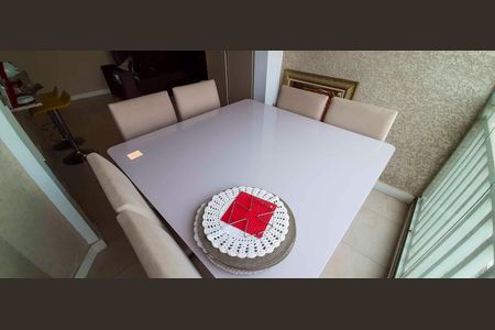 Sacada de apartamento à venda com 2 quartos, 63m² em Km 18, Osasco