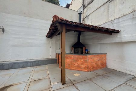 Apartamento à venda com 130m², 4 quartos e 2 vagasÁrea comum - Churrasqueira