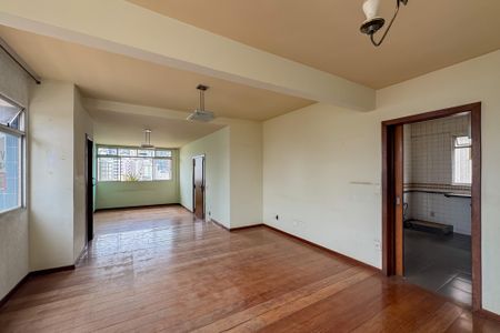 Sala de apartamento à venda com 4 quartos, 130m² em Anchieta, Belo Horizonte